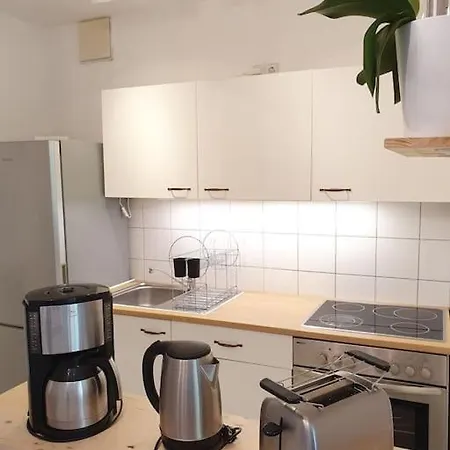 Apartment Two In Neustadt With Balcony Dresden
